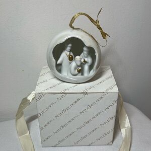 Christmas tree porcelain ball ornament. Three wise men. Box. White & gold.